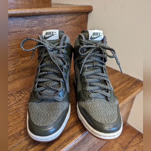 Nike Dunk Sky Hi Essential Green Sneakers Wedge Women's 7 - Picture 8 of 17